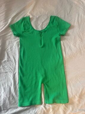 Ribbed Scoop-Neck Short Sleeve Romper in Bright Green